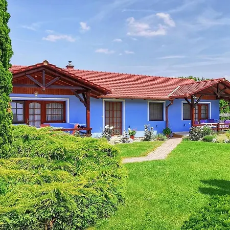 Gemuetliche Fuer 3 Personen By Interhome