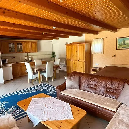 Gemuetliche Fuer 3 Personen By Interhome